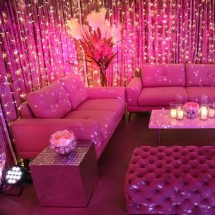 pink themed party with mirrored cube side tables