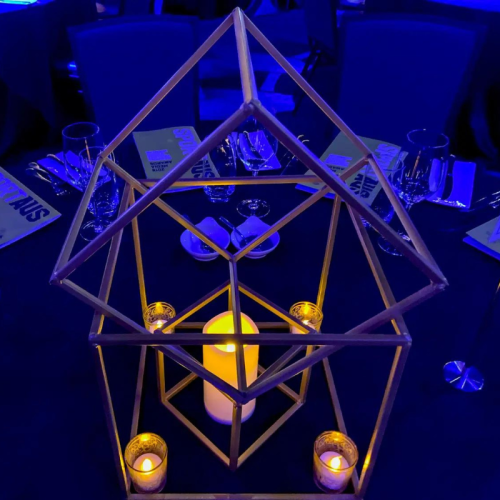 gold cube centrepiece candles 