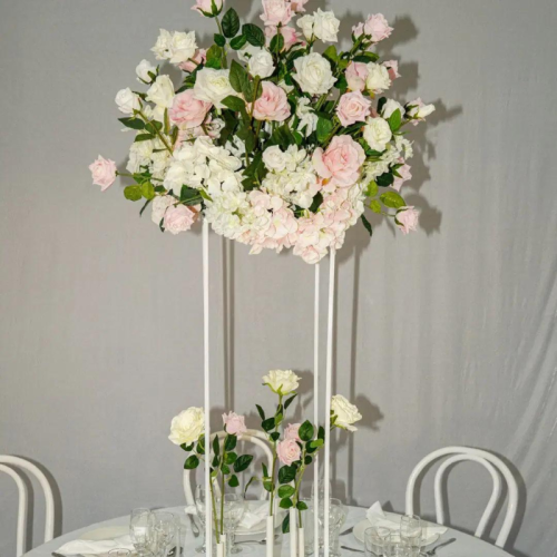 pink and white floral table centrepiece