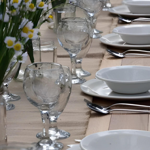 table cutlery set up