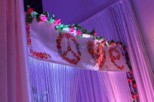 Themed Entrance Banners - 60's LOVE 4