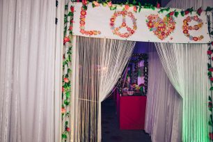 Themed Entrance Banners - 60's LOVE 3