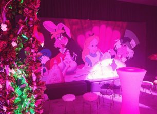 Themed Backdrops Large - Alice In Wonderland 3